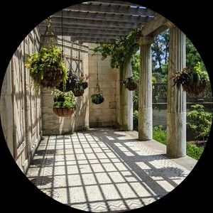 Meet your Posher, Julia